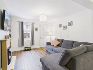 Living Room alternative view- click for photo gallery